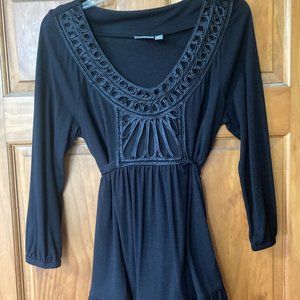 APT 9 Top, black, lattice overlay, M